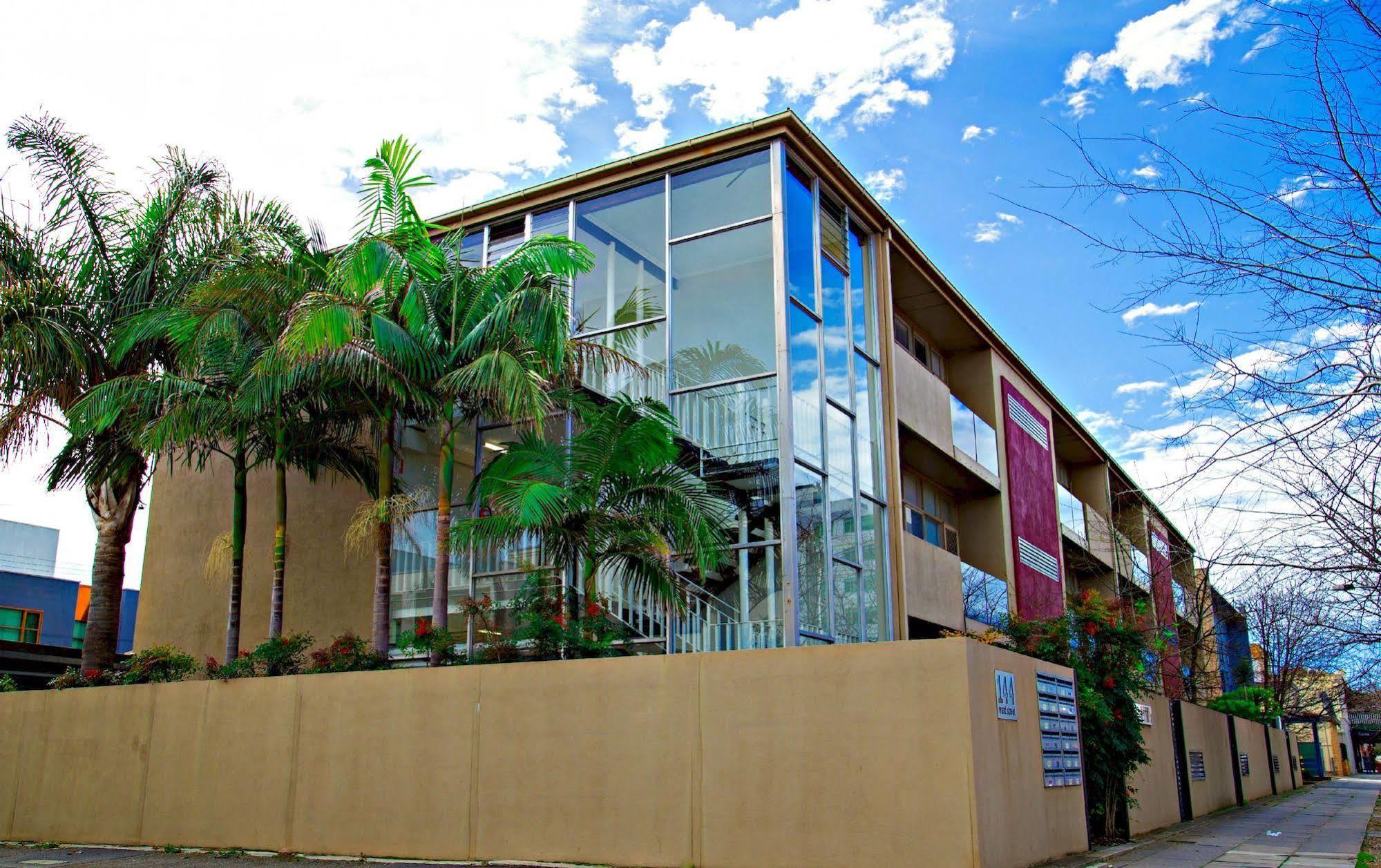 Adelaide Dress Circle Apartments - Ward Street Exterior photo